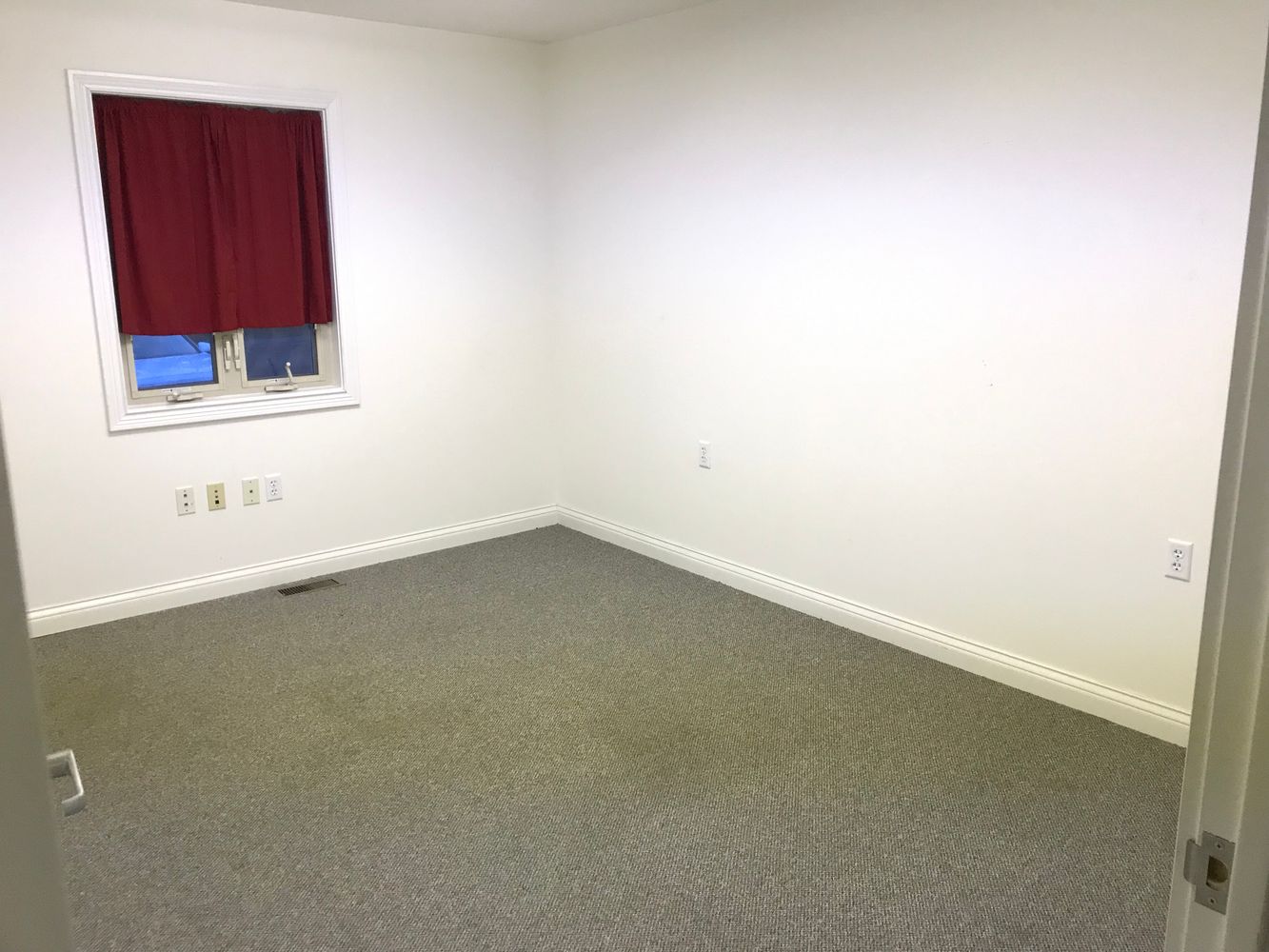 355 N Main St, Springboro, OH 45066